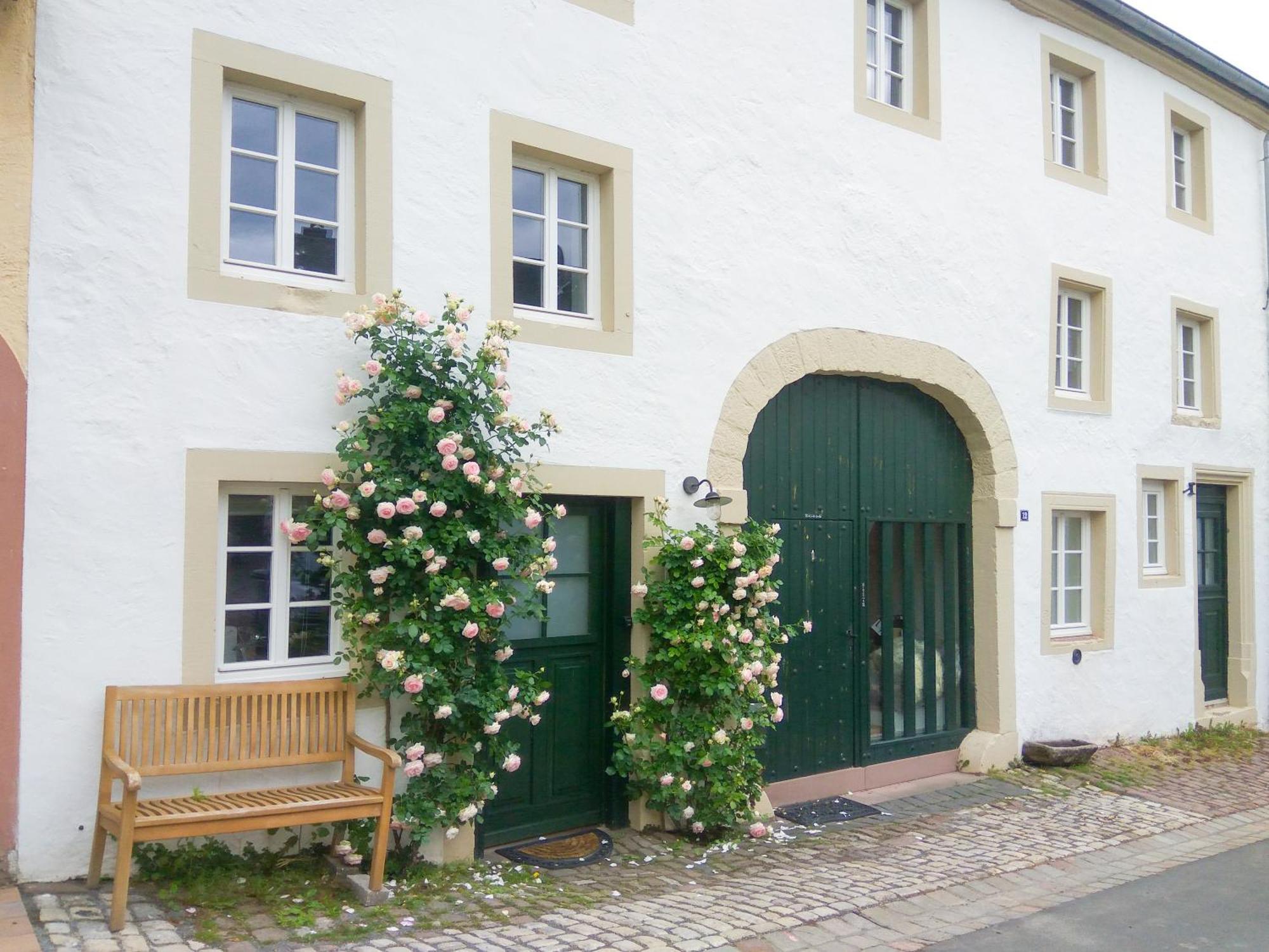 Living-In-History: Historischer Charme Und Design Dudeldorf Kültér fotó